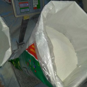 ALTAJ Sabão em pó detergente em pó eficaz de alta qualidade / saco de 25 kg adequado para água quente e fria para o mercado de Dubai.