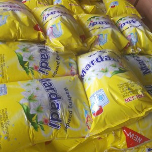 Mardadi-handelsmerk Wasmiddel 10KG geweefde sak Blou Kleur Laventel Parfuum Waspoeier Waspoeier in koue water na Tanzanië mark