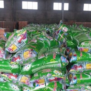 25kg Ideal Green bags bulk good perfume detergent washing powder laundry soap powder with best price to Sharjah market for Environment and health