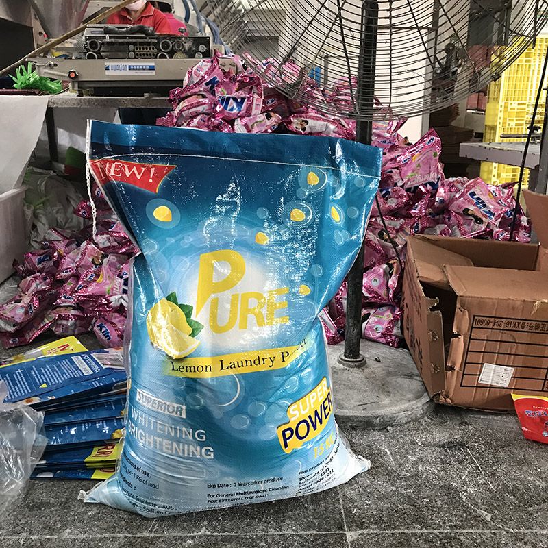 15kg Pure brand Best quality washing powder laundry detergent high efficiency washing powder used in hard and soft water to Oman market